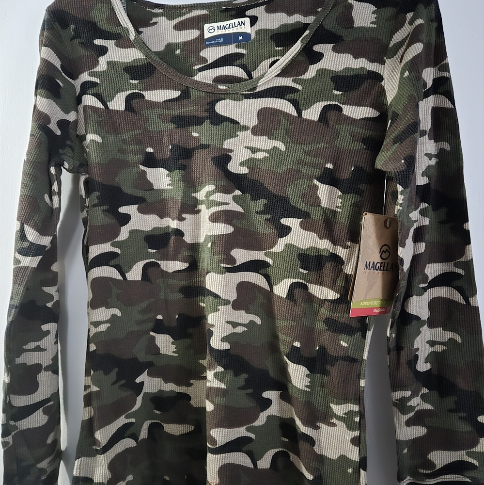 Women's Camo Thermal Long Sleeve Top